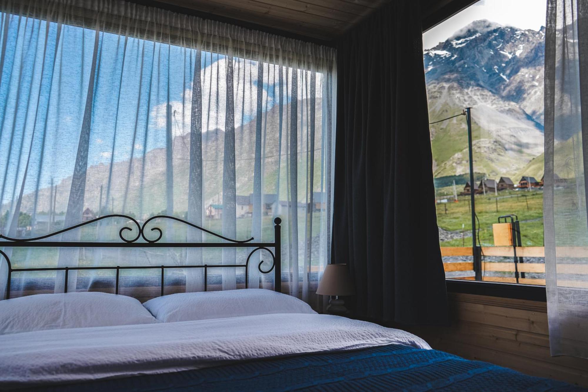 Traveler'S Cottages In Kazbegi ภายนอก รูปภาพ