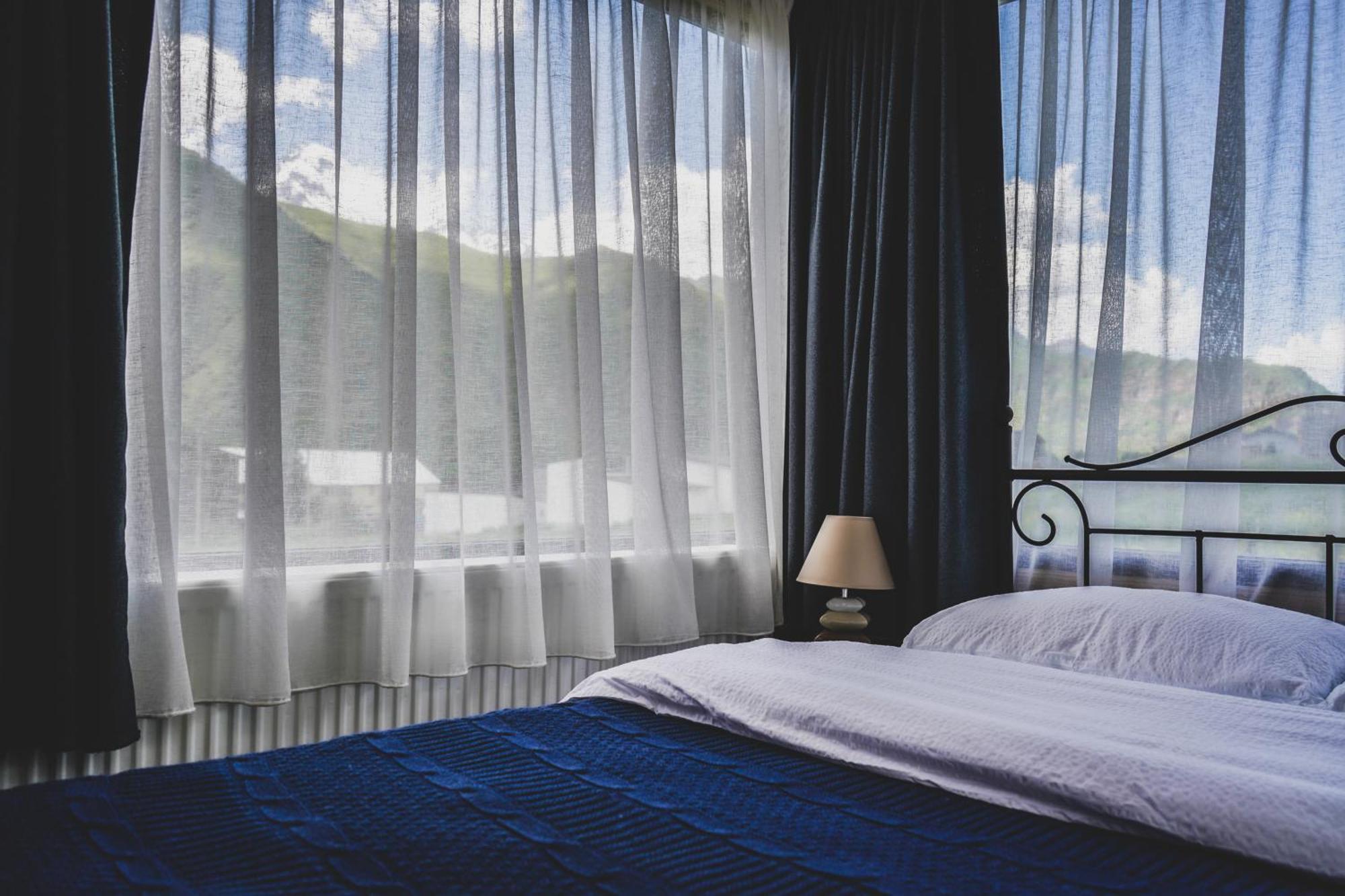 Traveler'S Cottages In Kazbegi ภายนอก รูปภาพ