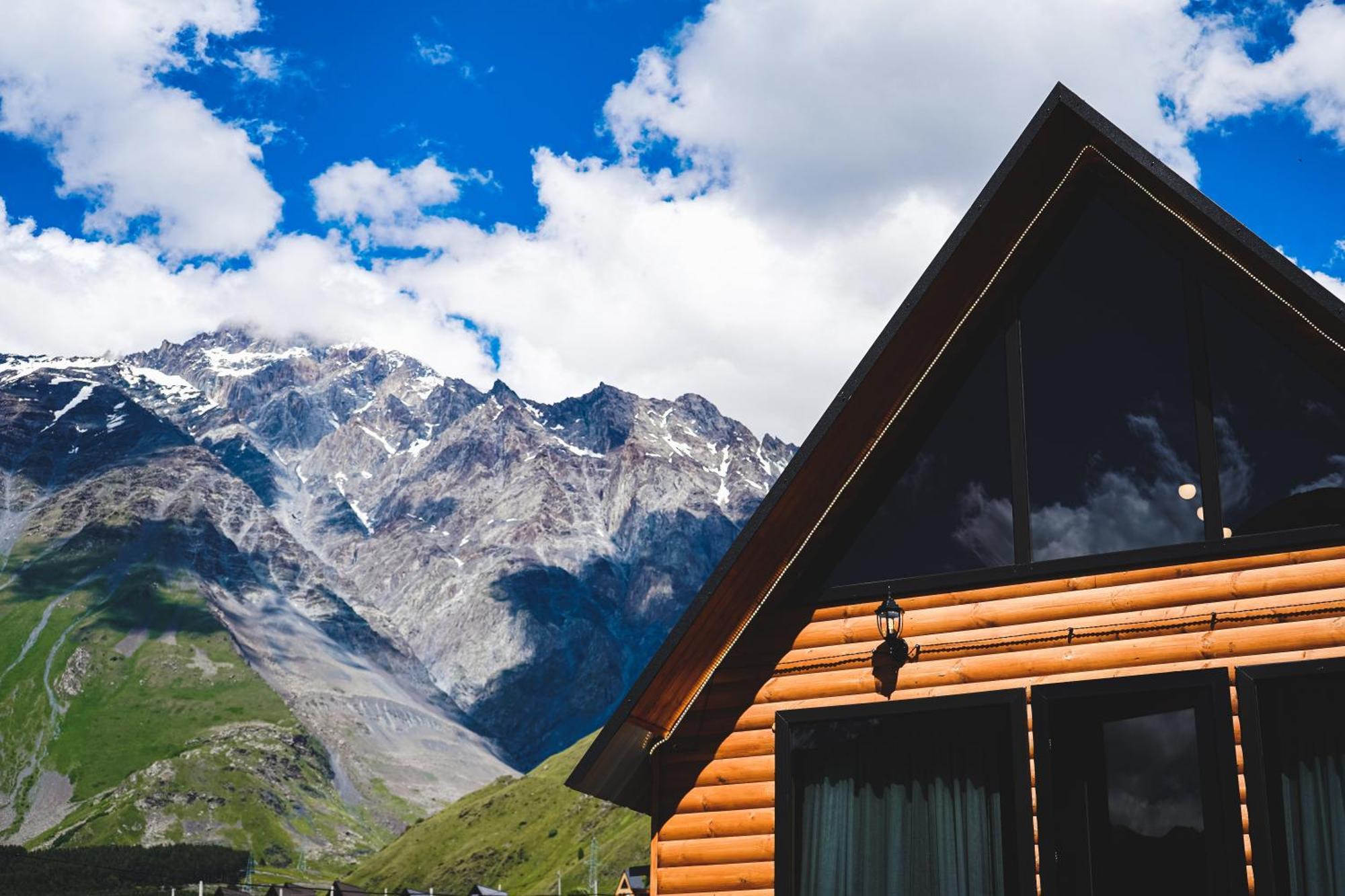 Traveler'S Cottages In Kazbegi ภายนอก รูปภาพ